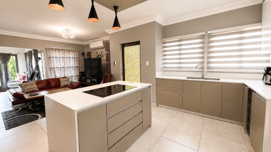 3 Bedroom Property for Sale in The Coves North West
